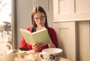 How to Write a Captivating Novel Readers Want to Pick Up (And Can’t Put Down)